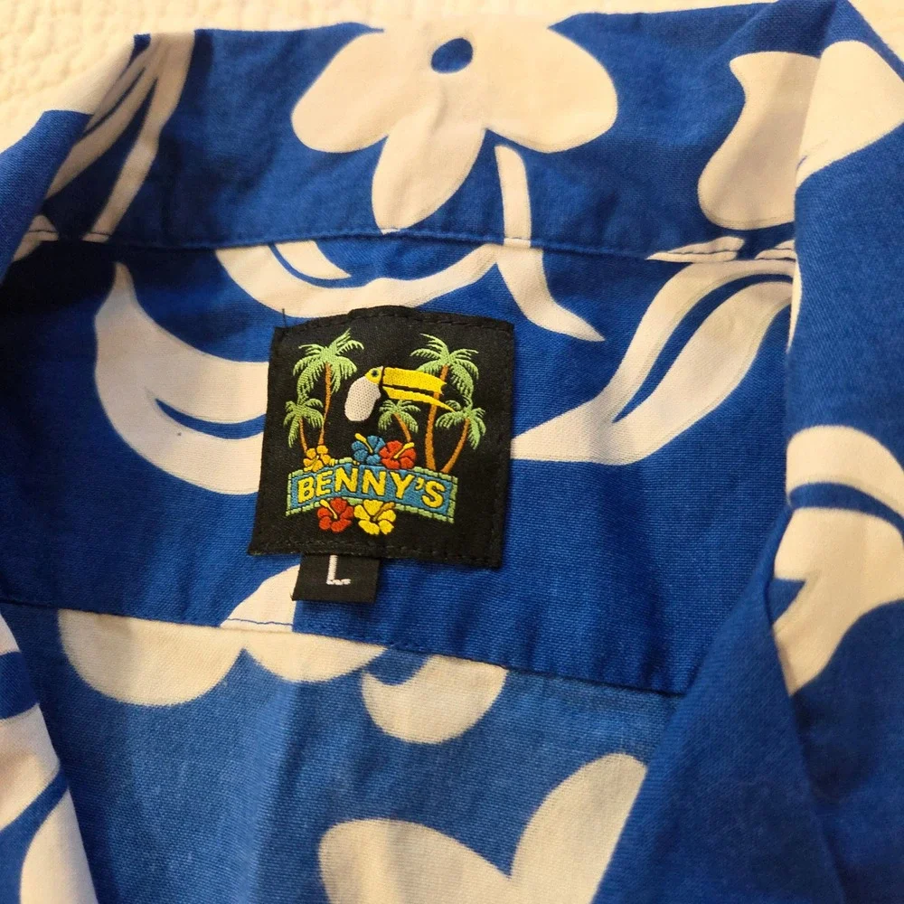 Benny's Mens Large Blue White Floral Hibiscus Hawaiian Aloha Button Up Shirt L